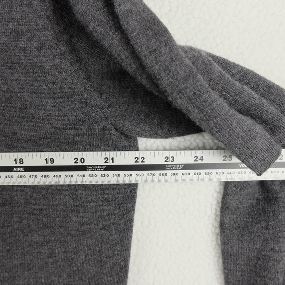Turnbury Sweater Womens Large Gray Merino Wool Lightweight V Neck Preppy - Picture 6 of 8